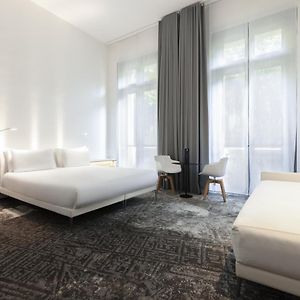 Prestige King Room